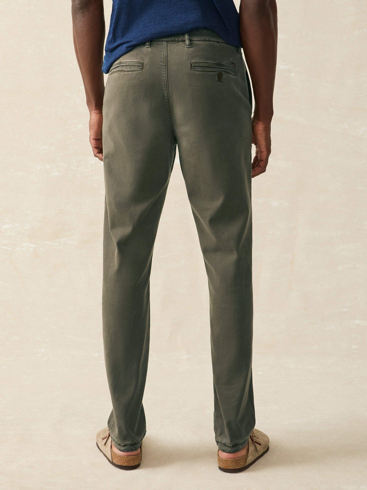 Coastline Chino - Olive Night