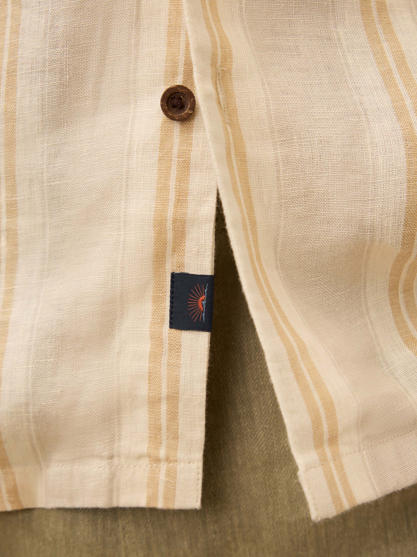 Short-Sleeve Laguna Linen Camp Shirt - Oak Island Stripe