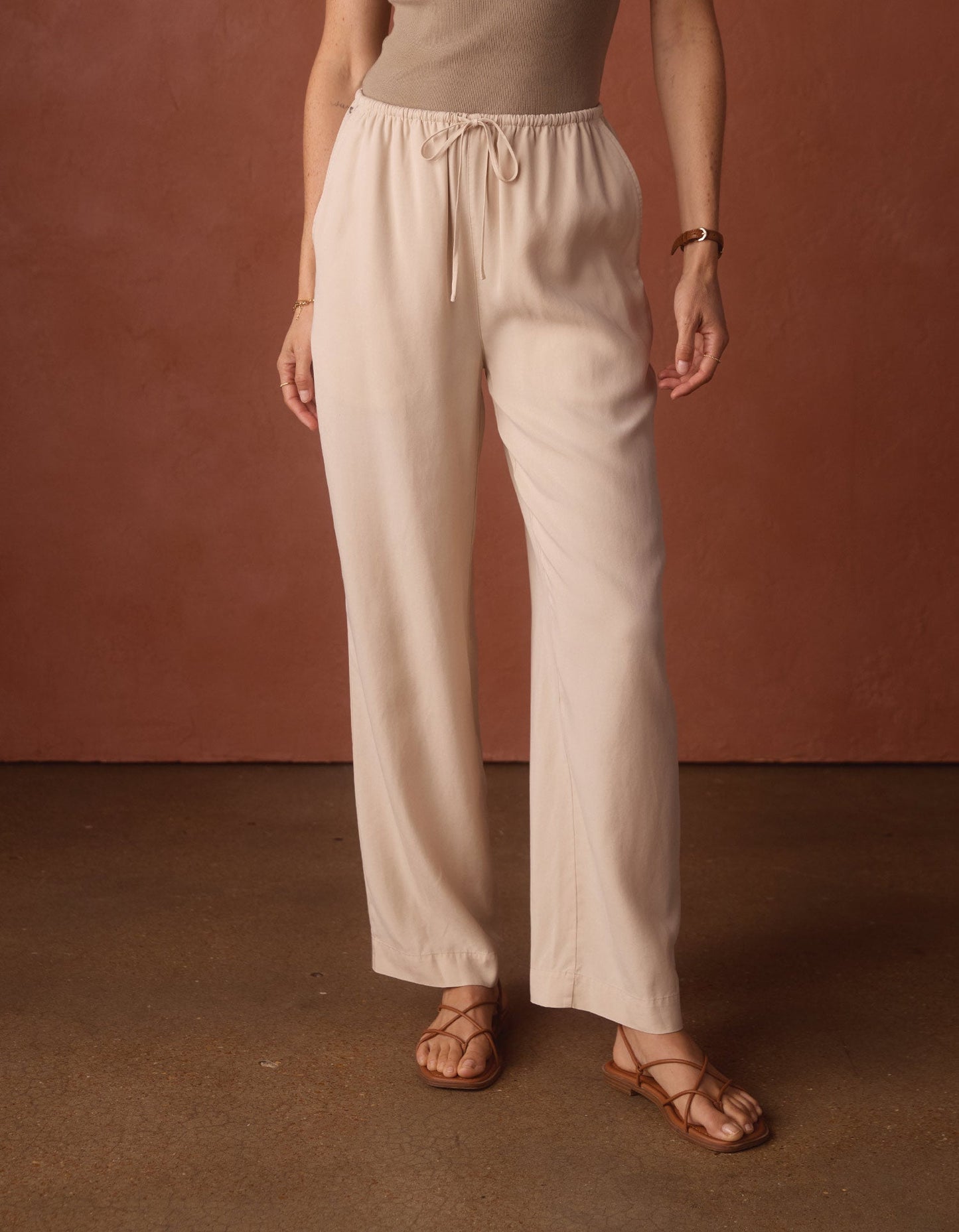 Sueded Costa Drawcord Pant in Birch