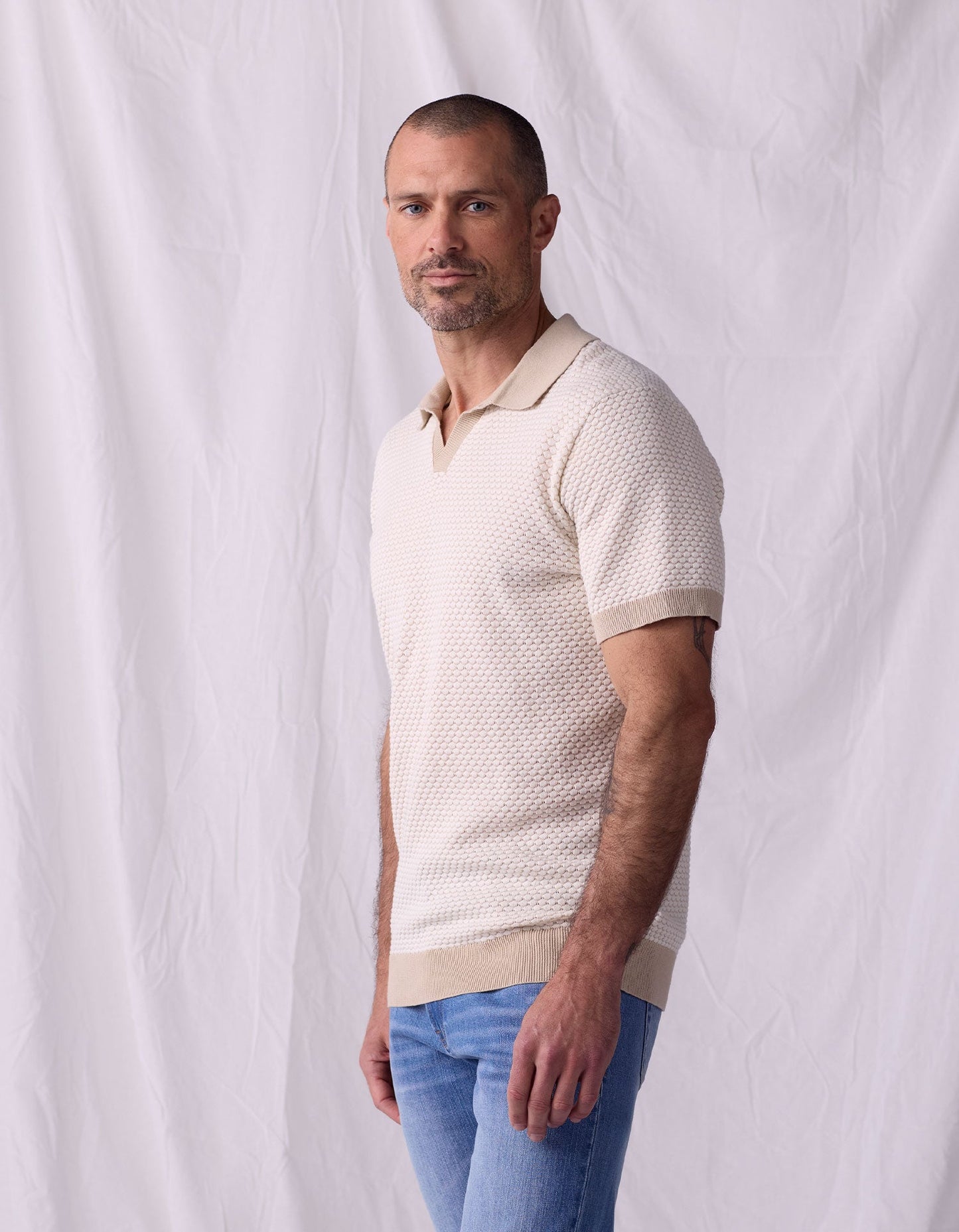 Robles Knit Jacquard Polo in Ivory/Khaki
