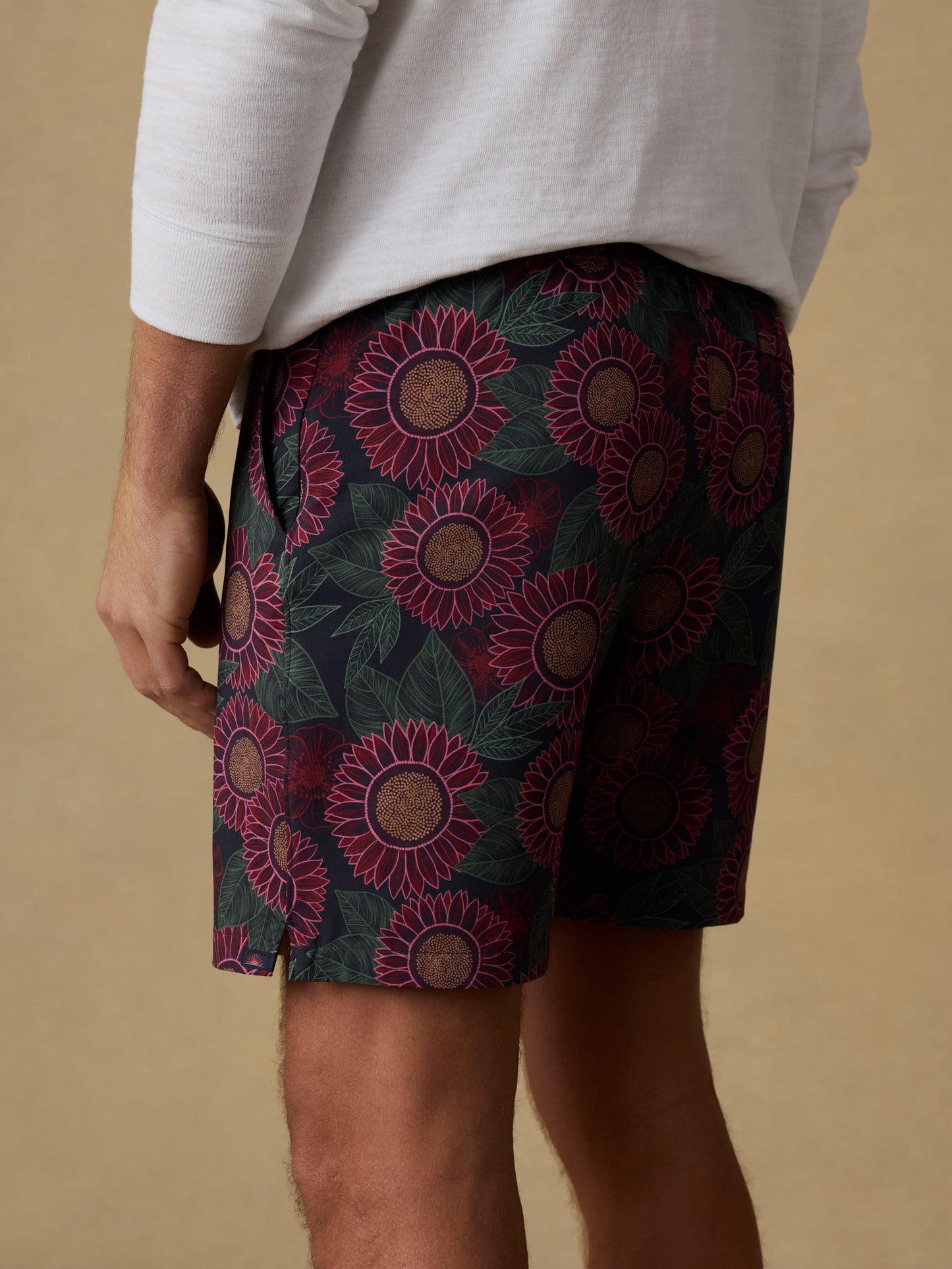 Shorelite Trunk (7") - Black Floral Road
