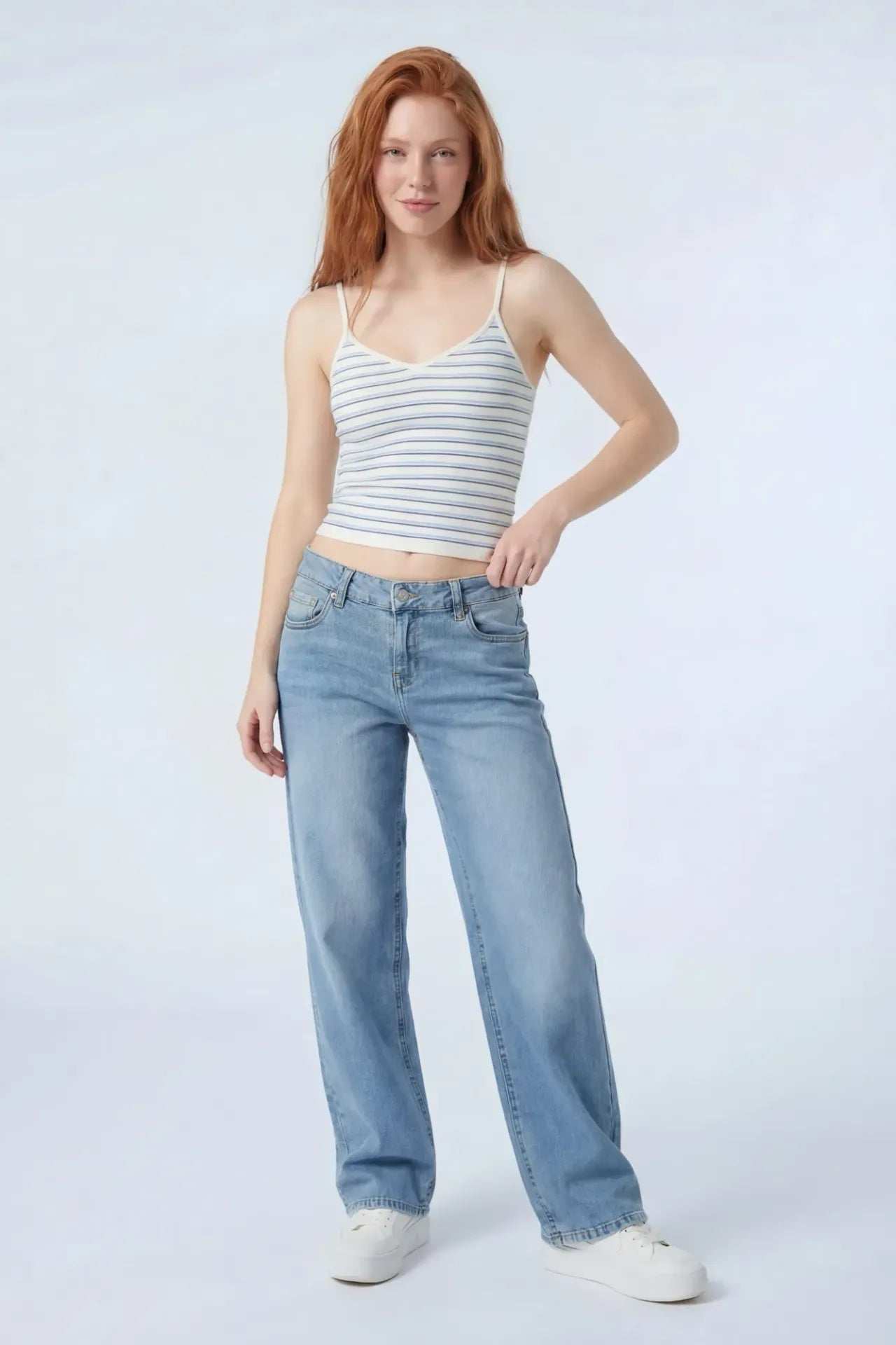 Low Rise Baggy Light Jean