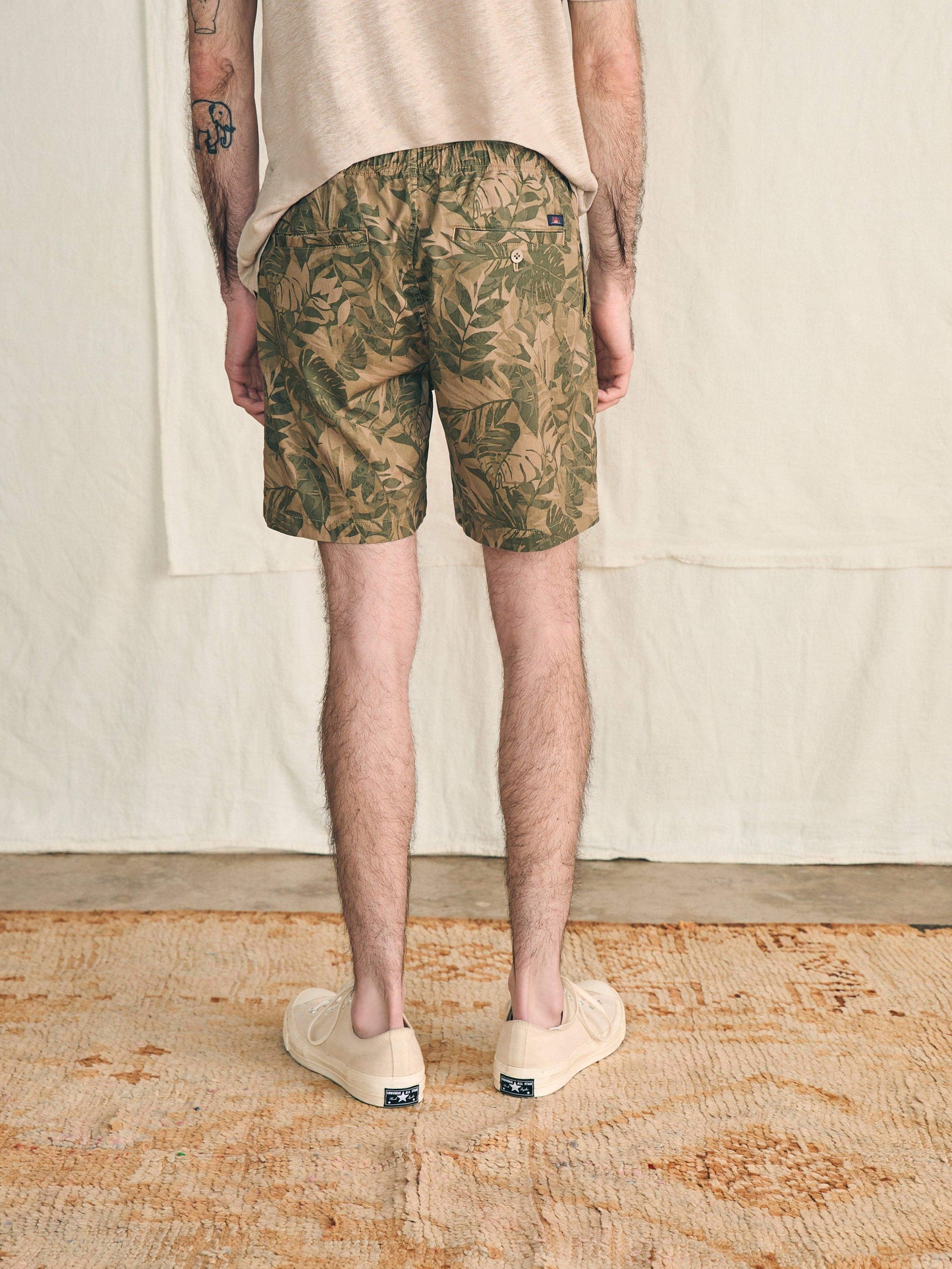 Essential Drawstring Short (6.5") - Olive Jungle Tropical