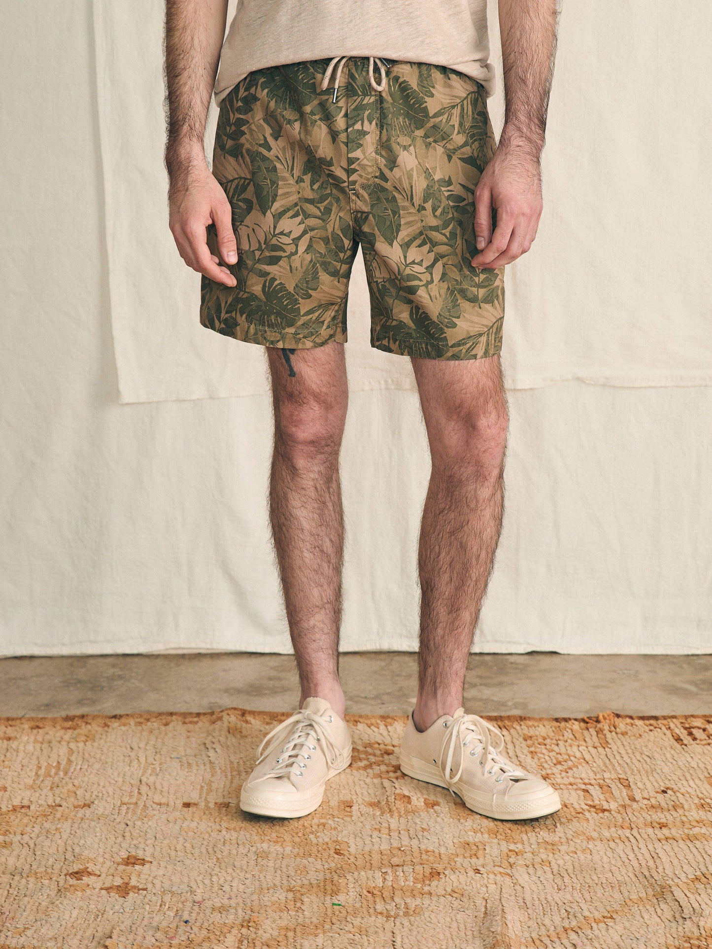 Essential Drawstring Short (6.5") - Olive Jungle Tropical
