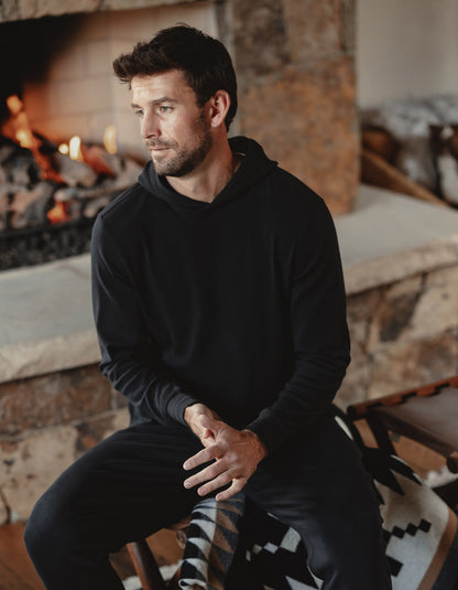 Puremeso Essential Hoodie in Black