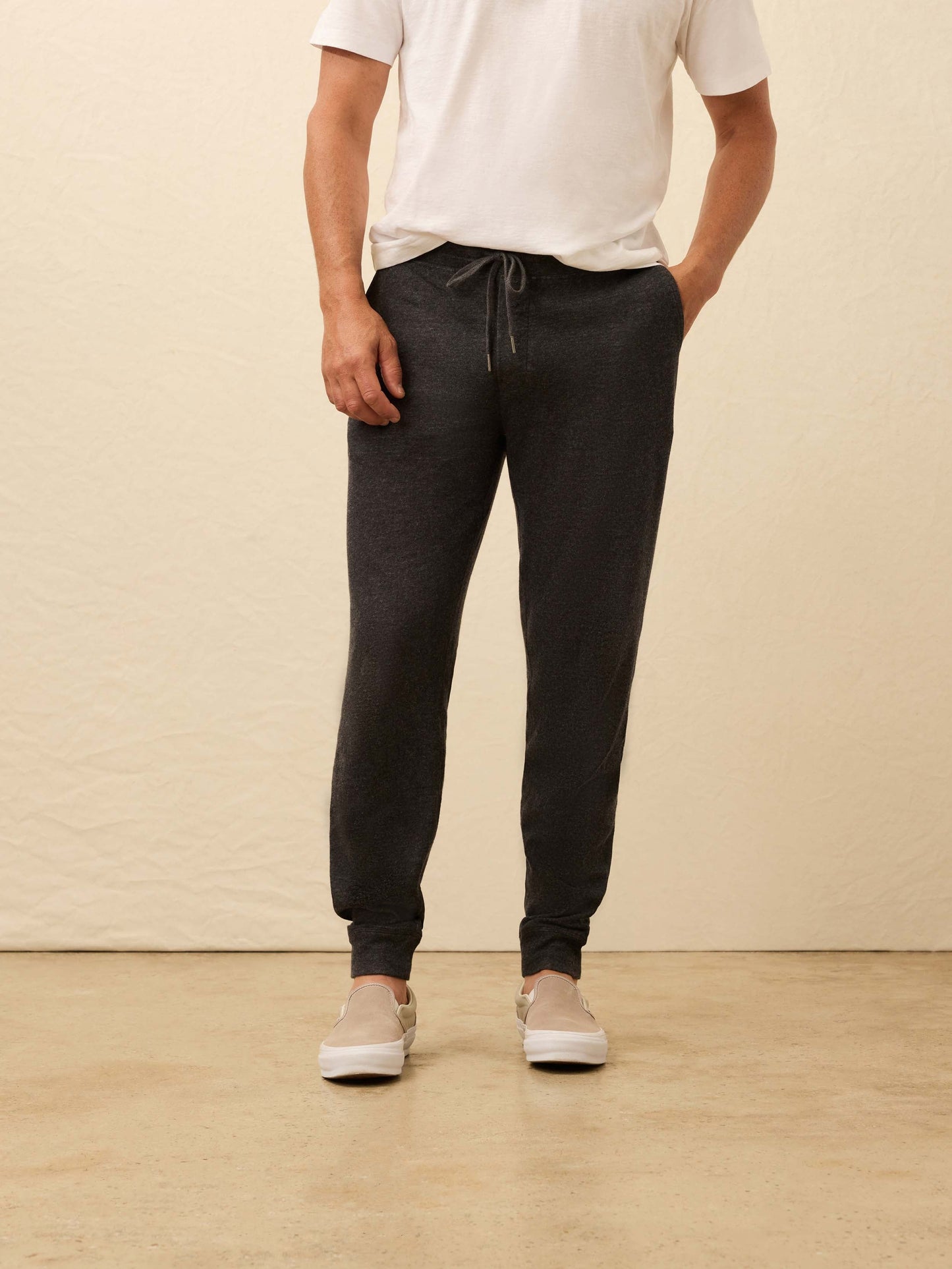 Aspen Lounge Cashmere Sweatpant - Coal Smoke Melange