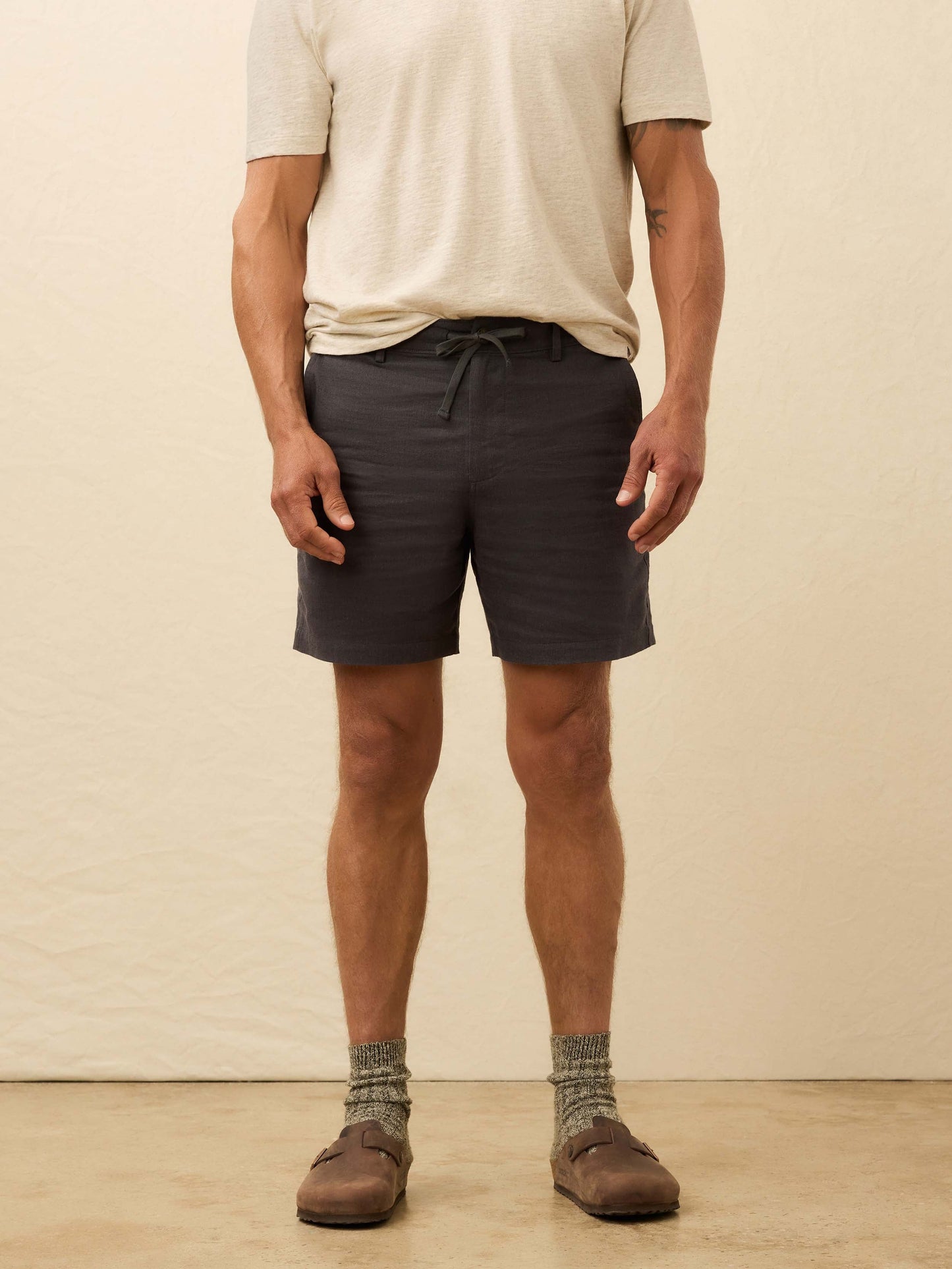 Movement™ Linen Short - Washed Black