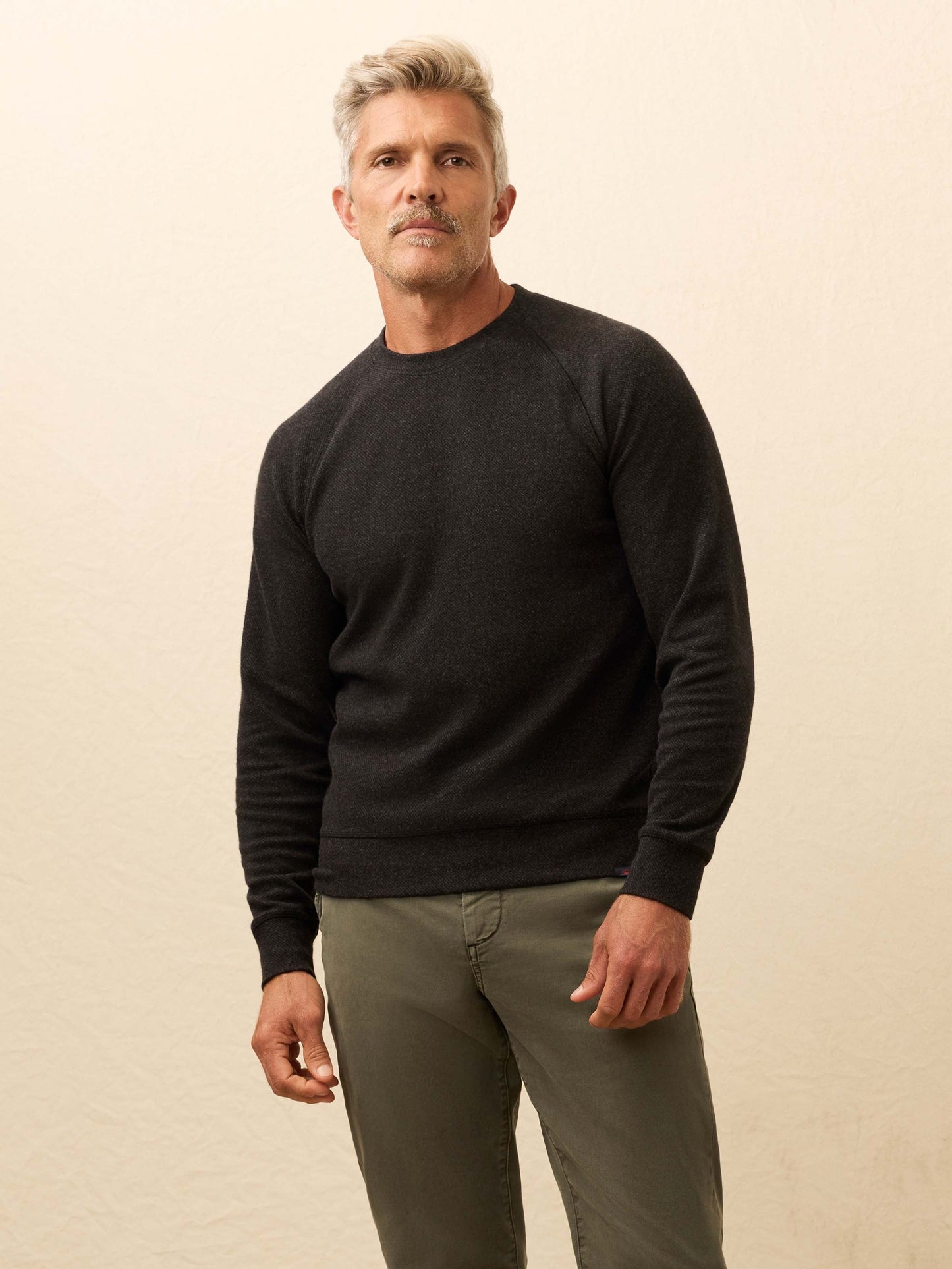 Legend™ Sweater Crew - Heathered Black Twill
