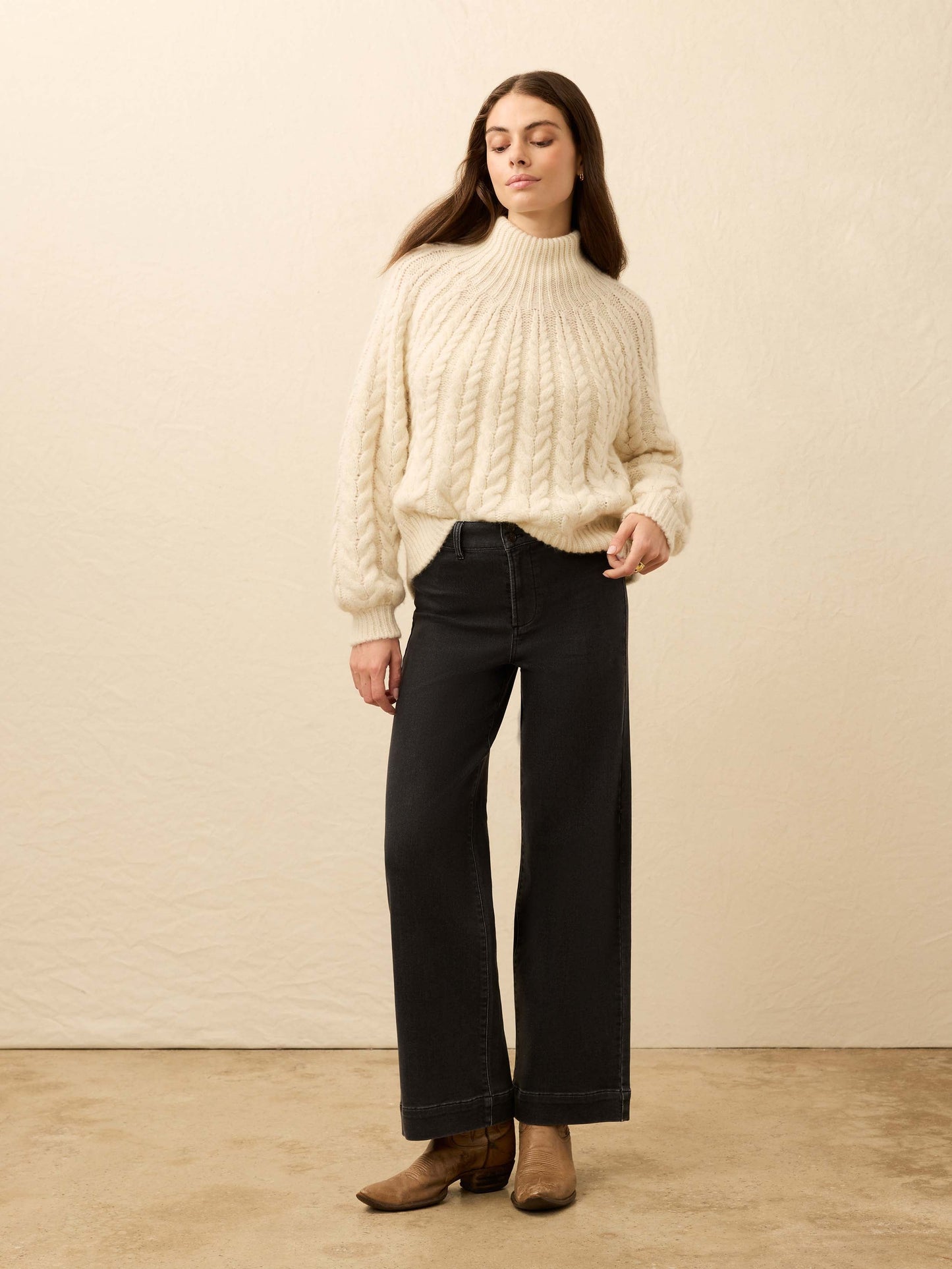 Frost Cableknit Sweater - Cream