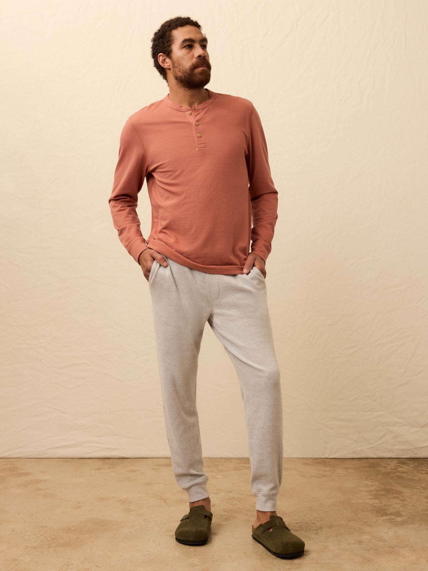 Legend™ Sweatpant - Light Heather Grey