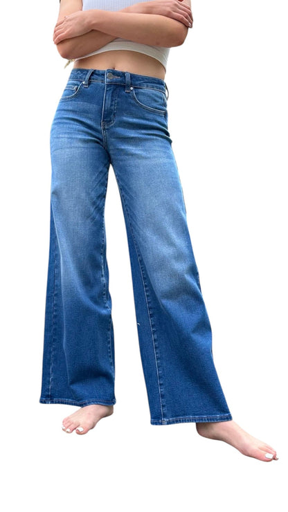 The Isabella Mid-Rise Tummy Control Vintage Wash Straight Leg Jeans