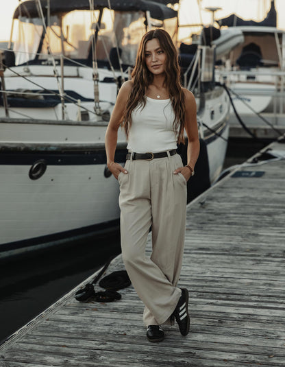 Leukos Linen-Blend Trouser in Sandstone