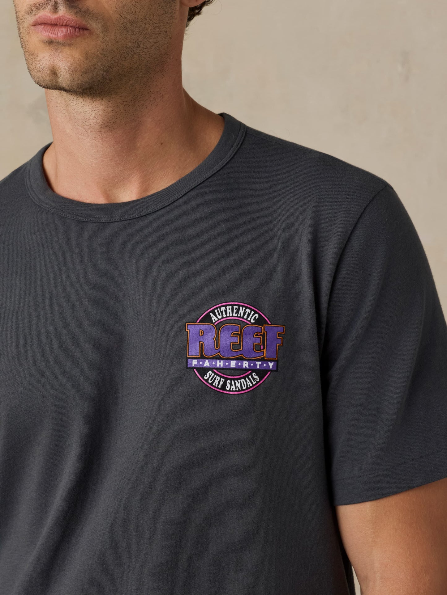 Faherty x REEF Sunwashed Graphic Tee - Graphite