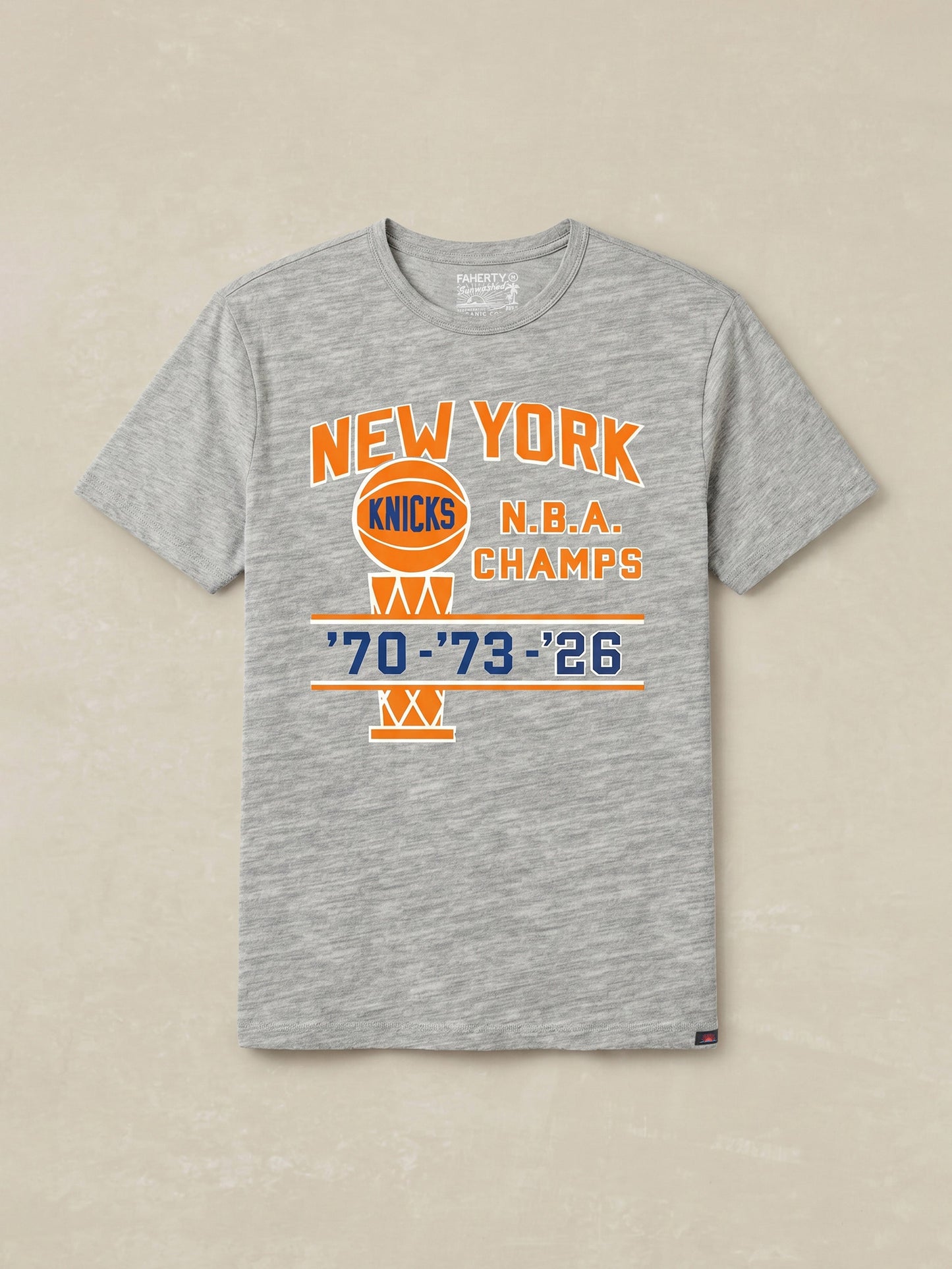 NY Knicks Sunwashed Regenerative Tee - Granite Heather