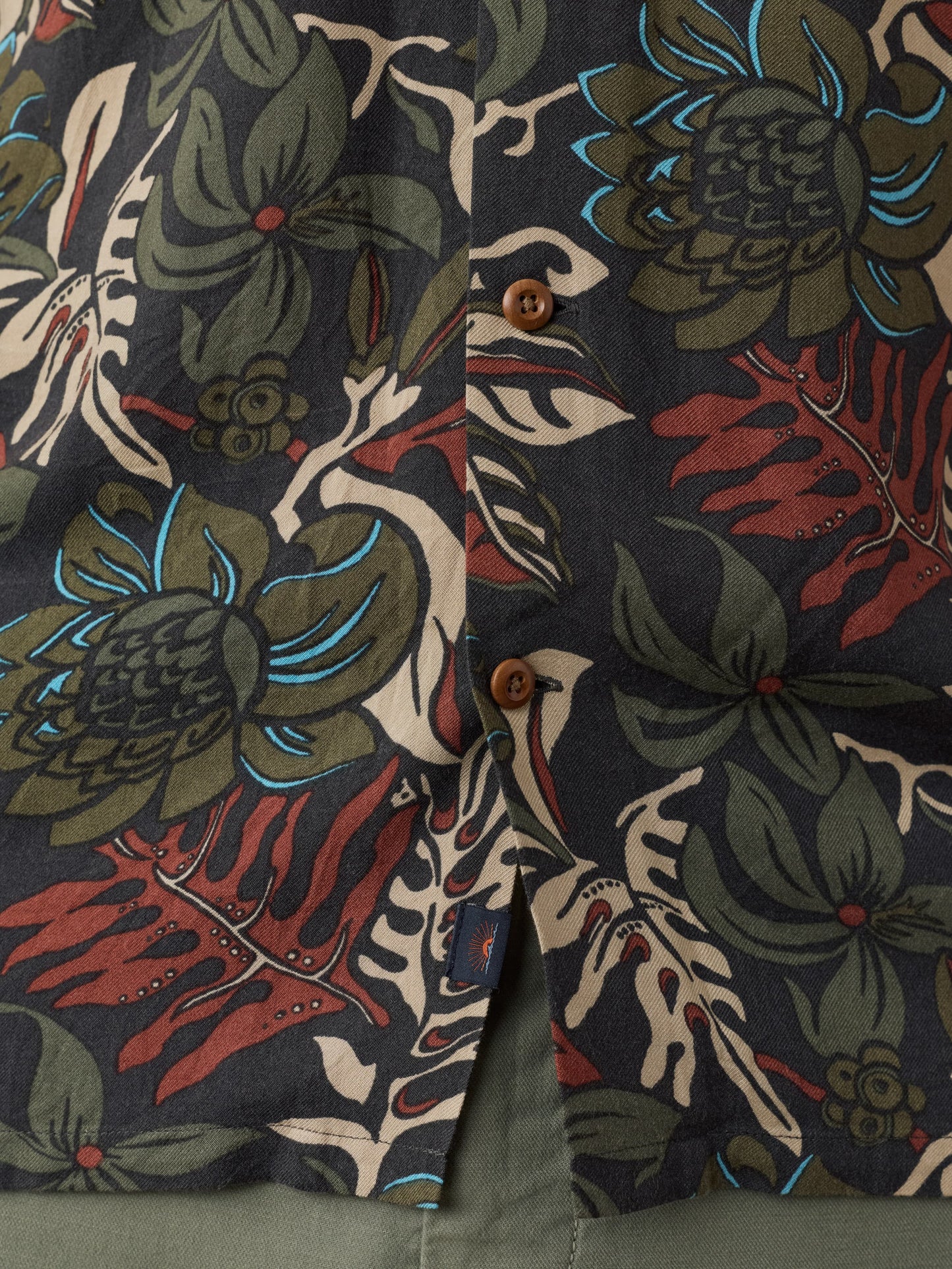 Short-Sleeve Bali Camp Shirt - Rainforest Nights