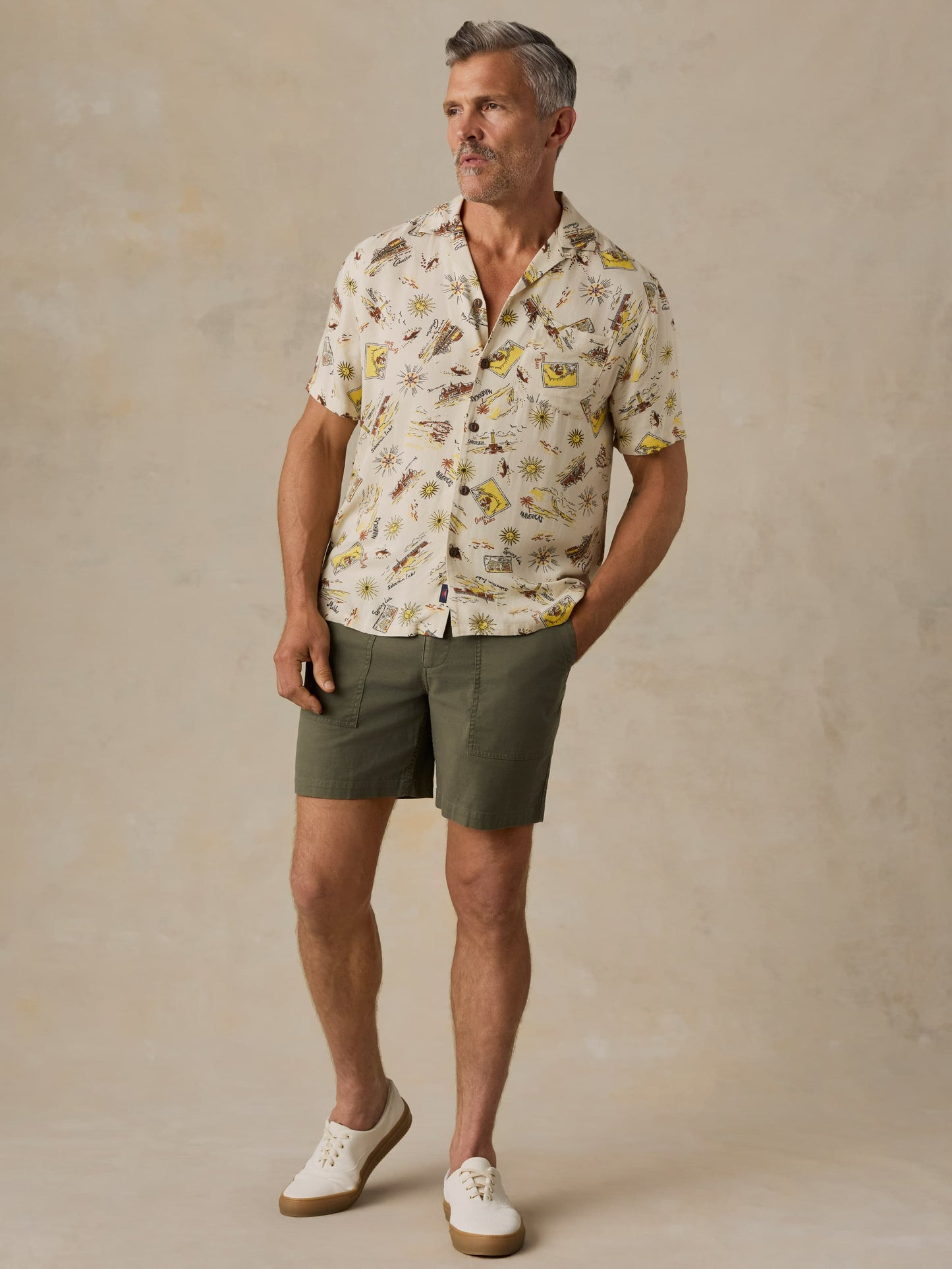 Short-Sleeve Kona Camp Shirt - Wave Breaks Scenic