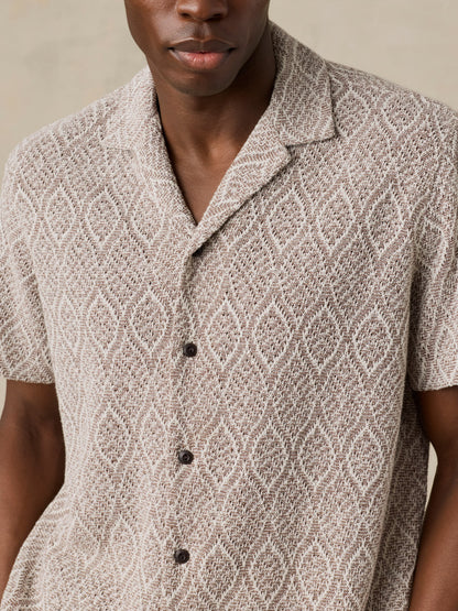 Short-Sleeve Oasis Camp Shirt - Brown Island Medallion