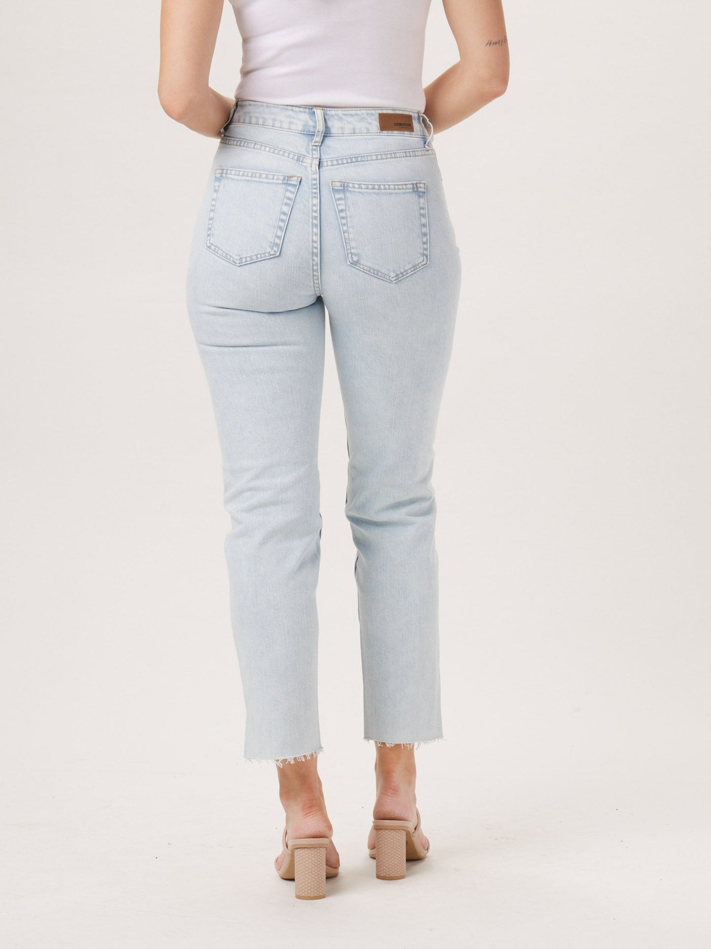 Hi-Rise Ankle Skimmer in Light Wash