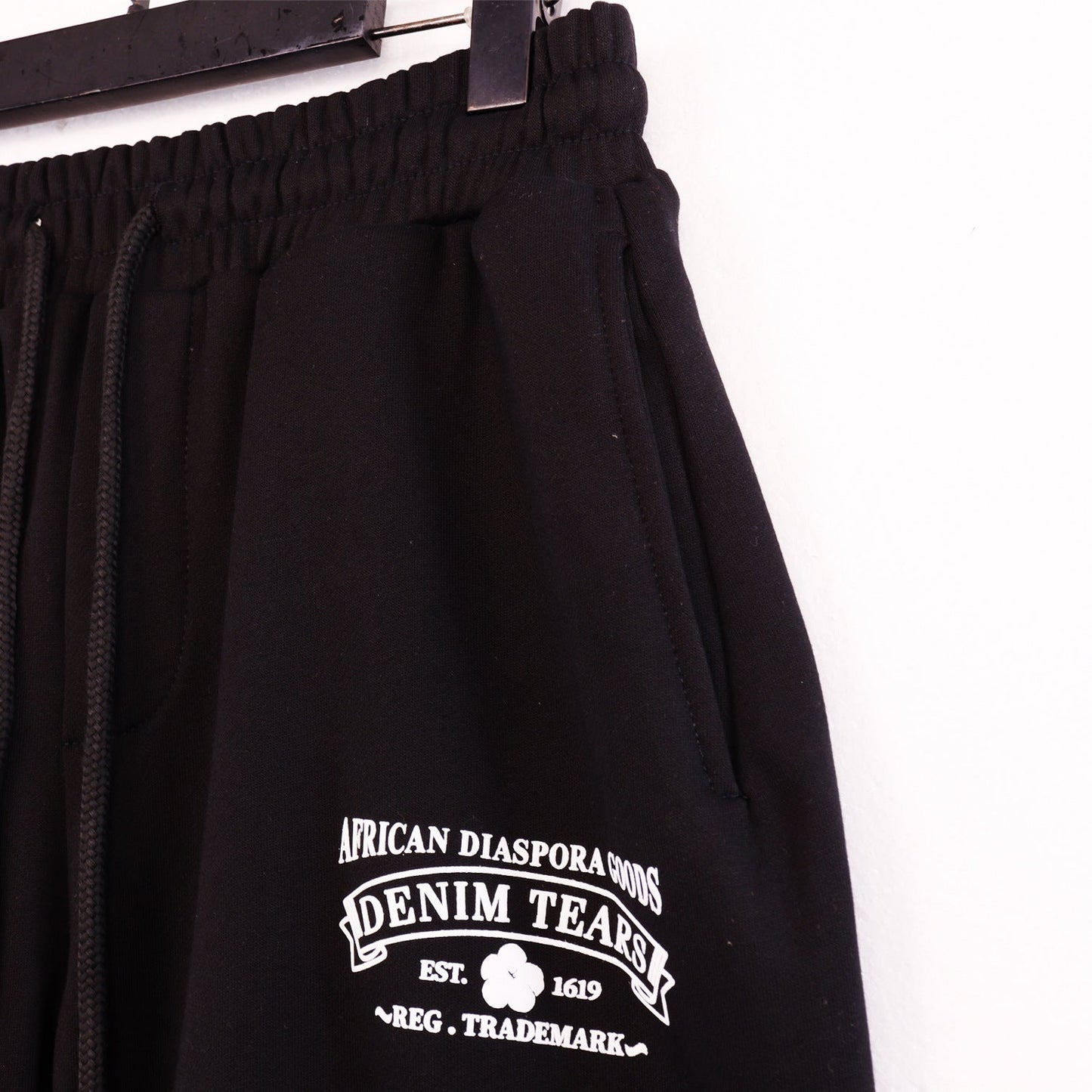 Denim Tears Outfit:T Shirt/Shorts (Separate Purchase Options) Short Sleeve T-shirt Men and Women Sports Shorts Suit