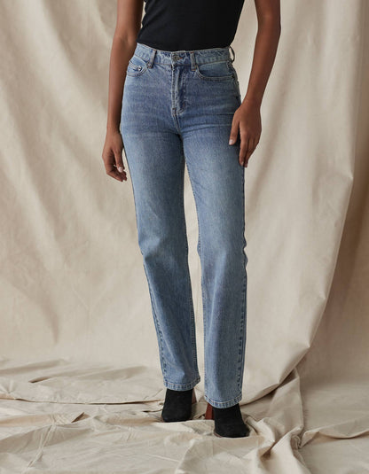 Hi-Rise Straight Jean