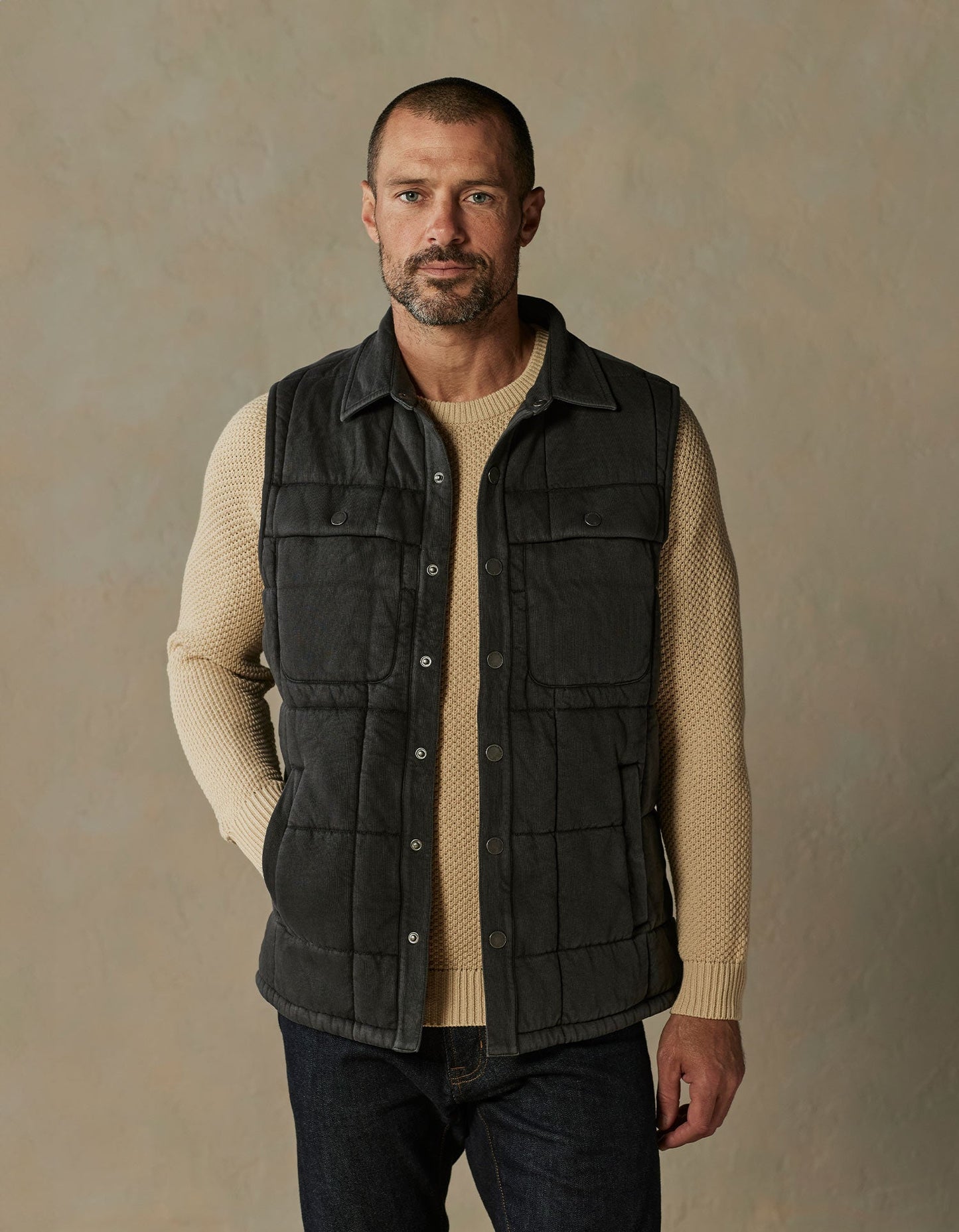 Jackie Premium Fleece Lodge Vest in Phantom