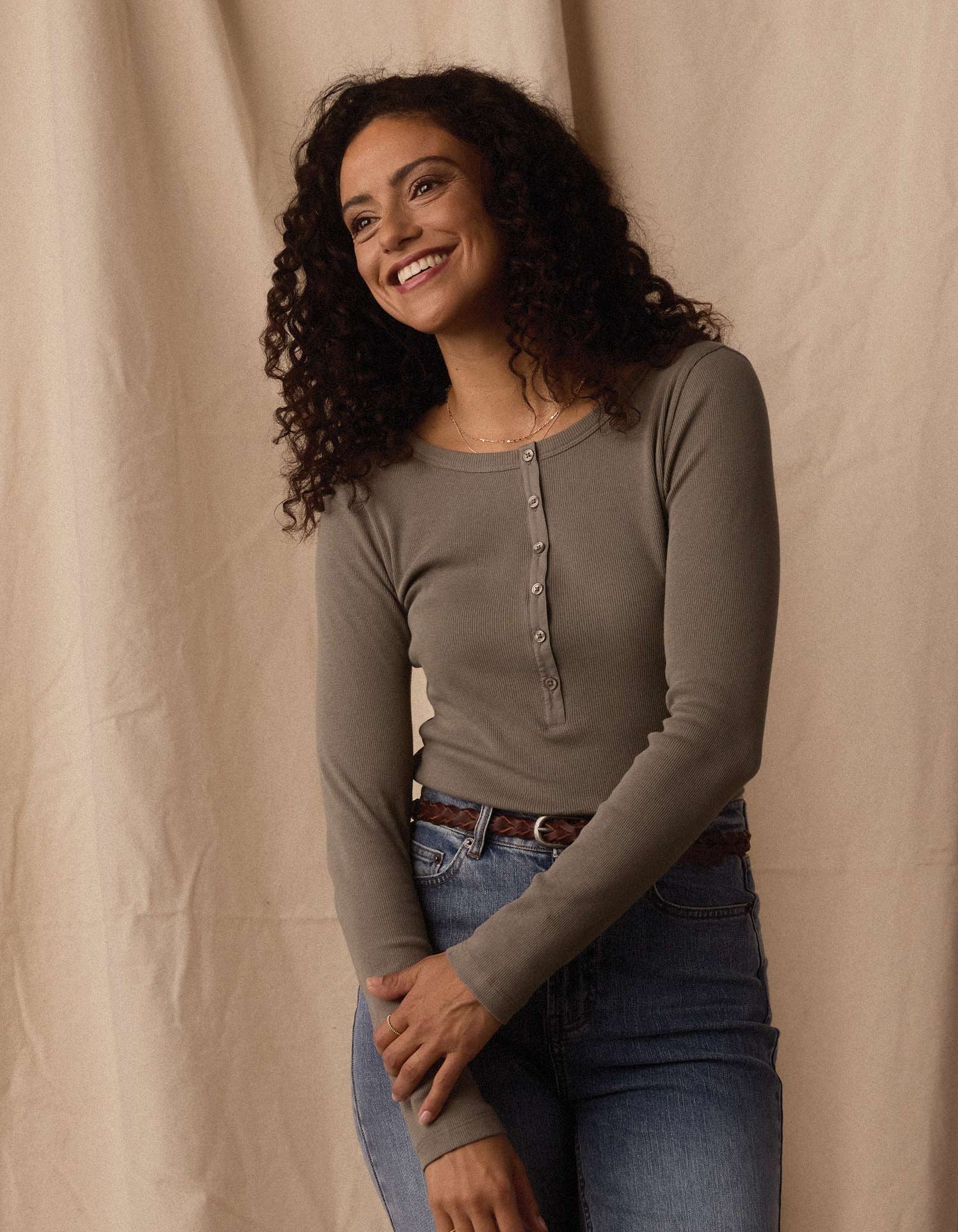 Normal Rib Henley in Moss