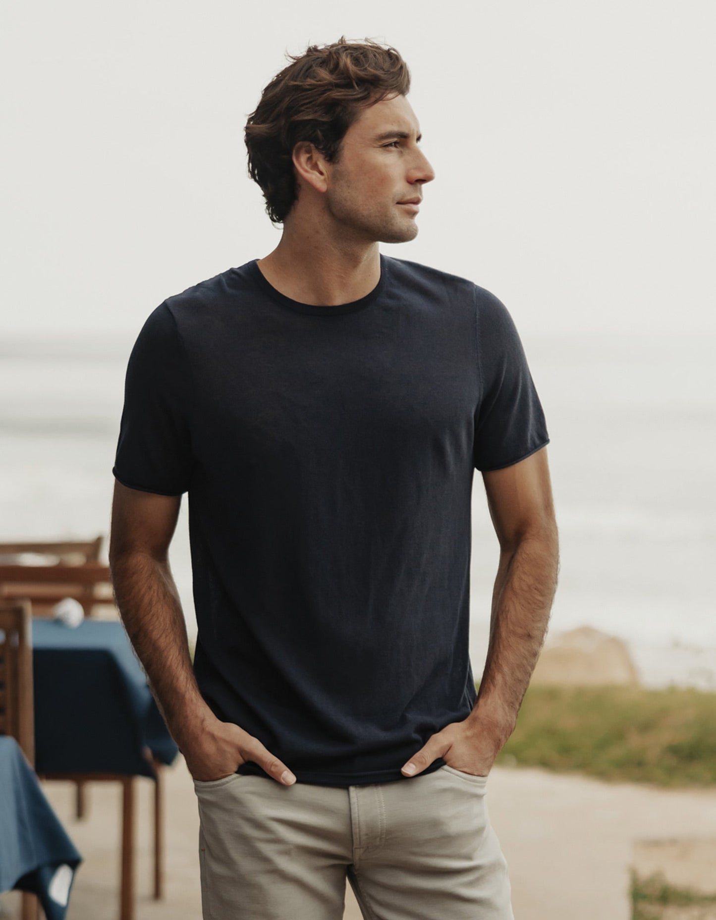 Summer Linen-Blend Knit Tee in Navy