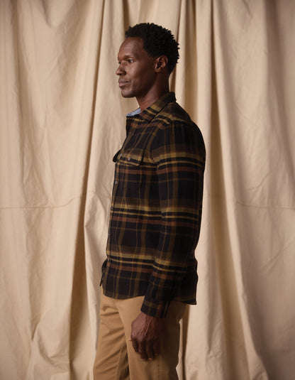 Mountain Overshirt in Black Plaid