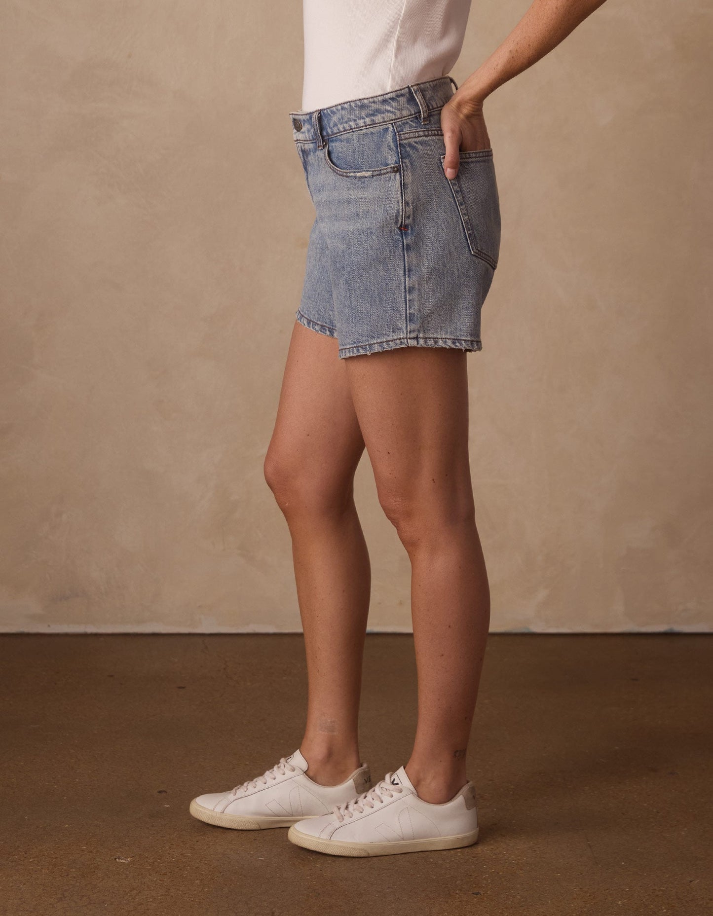 Mid-Rise Denim Short in Medium Greyson Wash