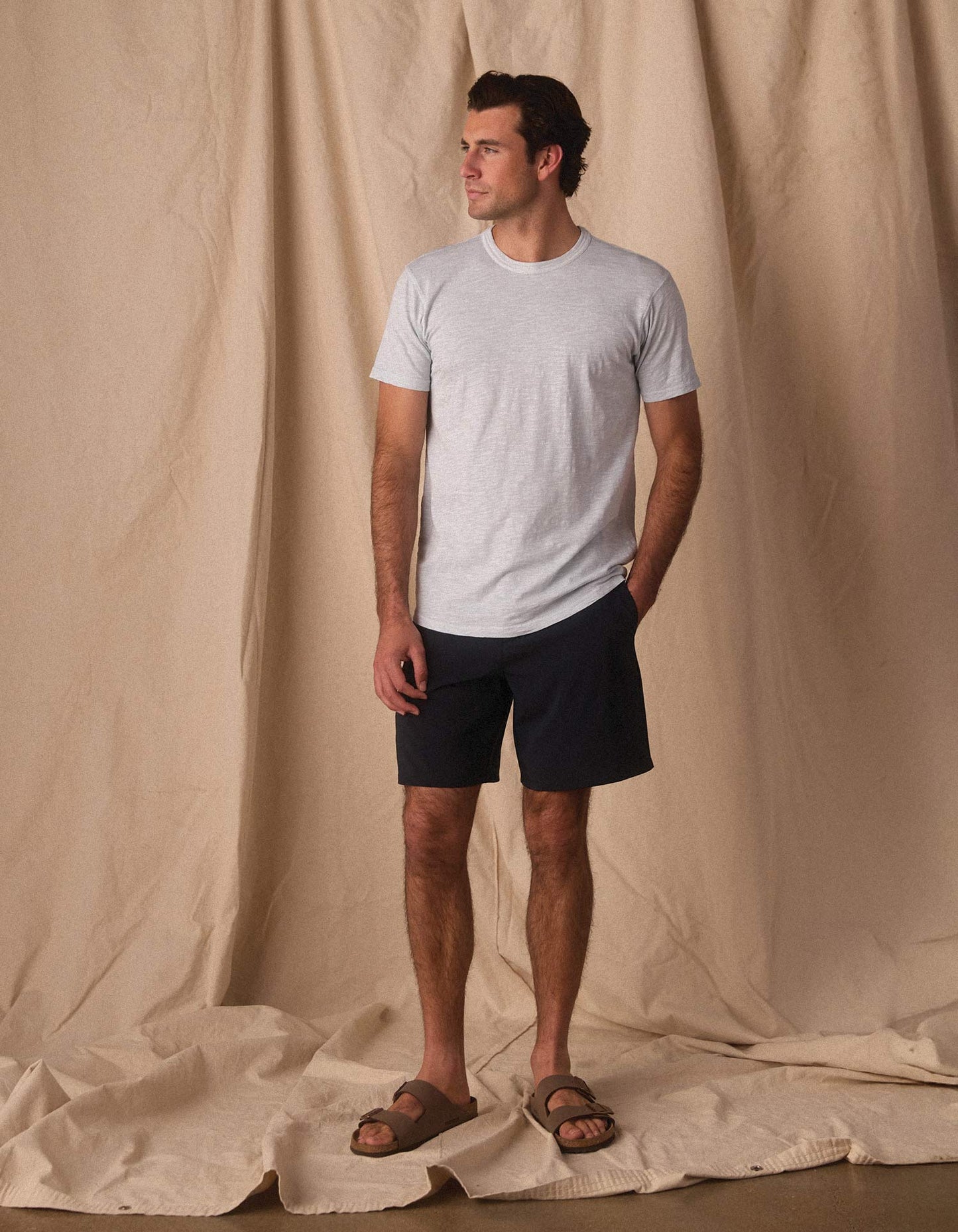 Everyday Hybrid Short in Navy