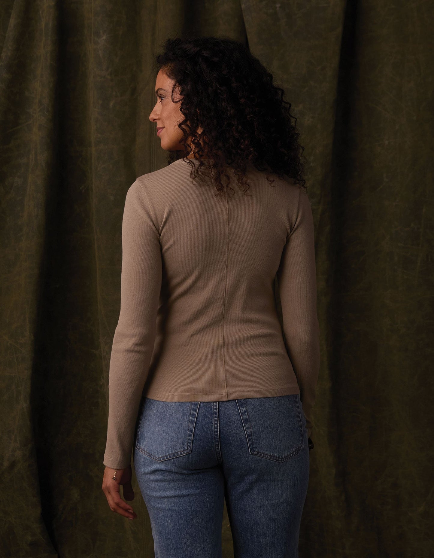 Normal Rib Long Sleeve Crewneck Tee in Fawn