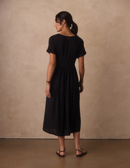 Aria Crepe Midi Dress in Black