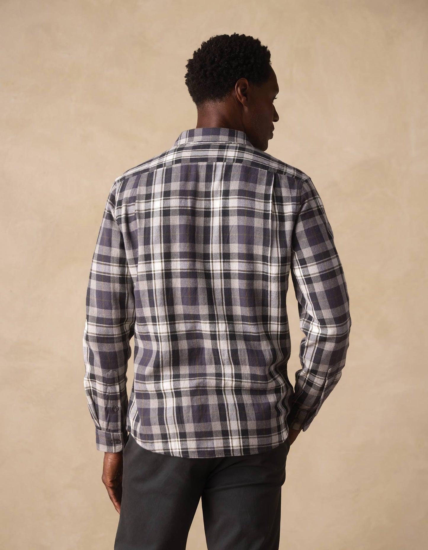 Mountain Overshirt in Grey Plaid