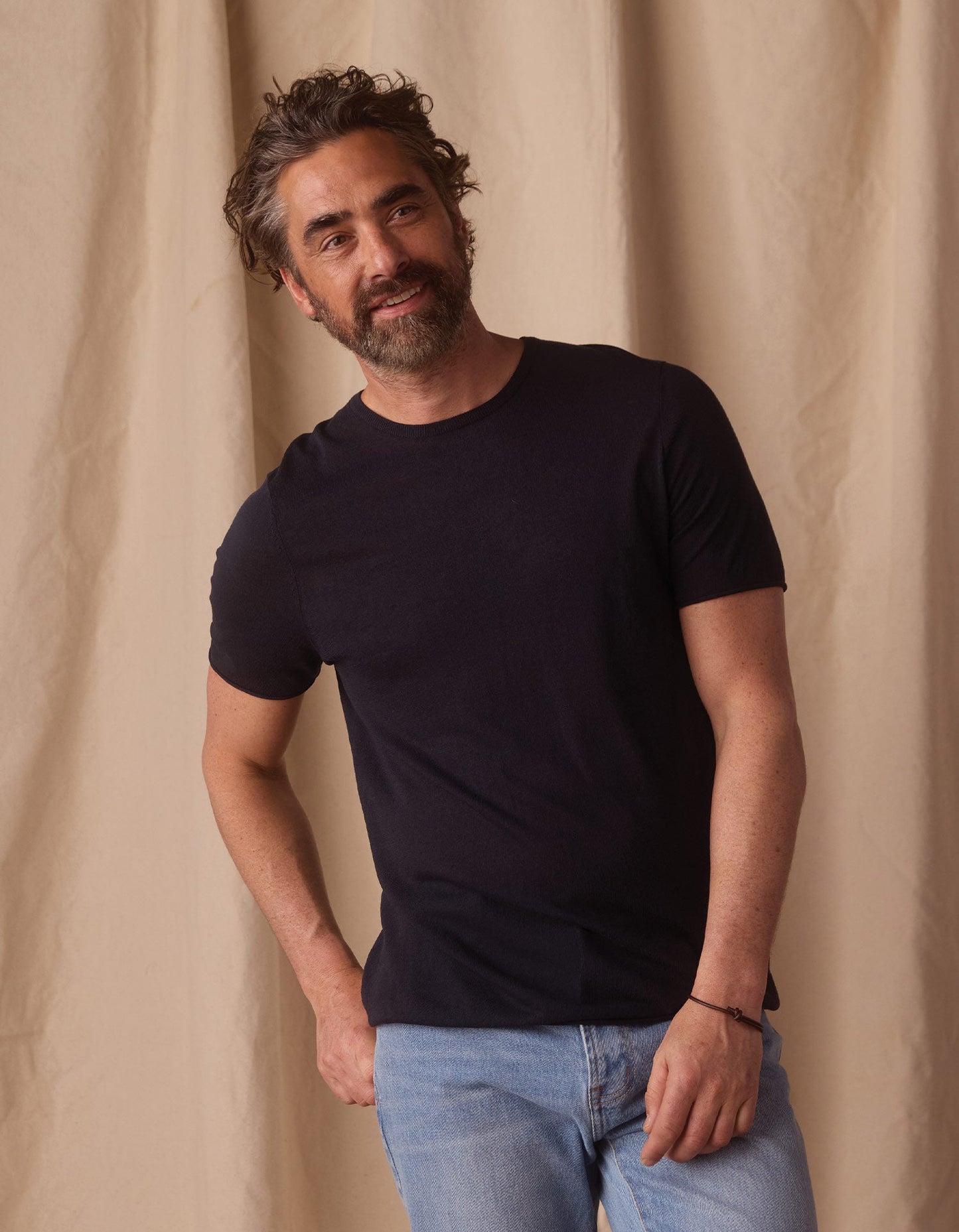 Summer Linen-Blend Knit Tee in Navy