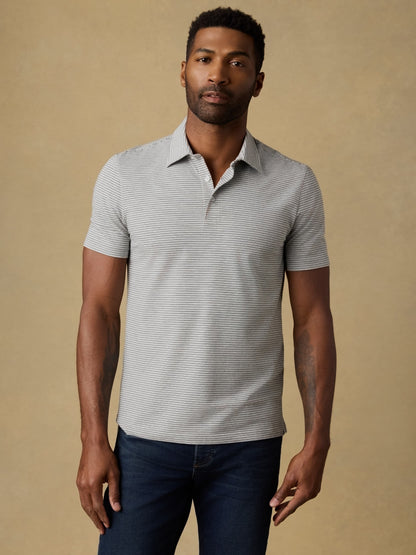 Short-Sleeve Movement™ Polo - Dark Cloud Stripe