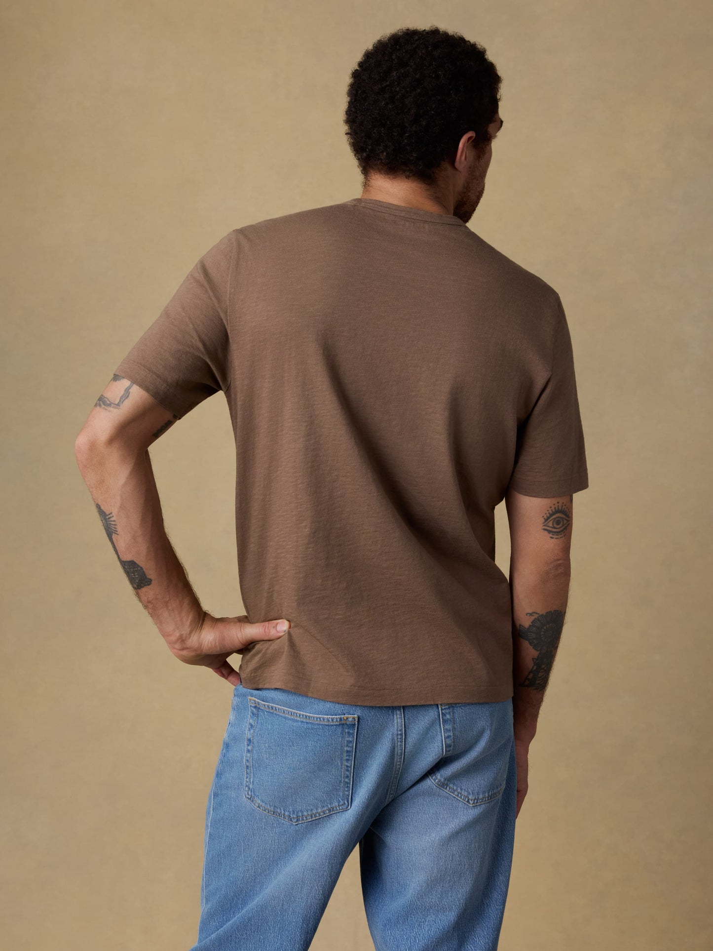 Sunwashed Regenerative Pocket Tee - Island Brown