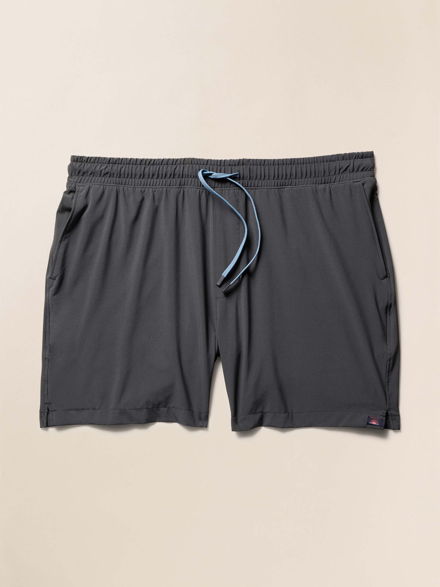 Shorelite Trunk (5") - Mountain Black