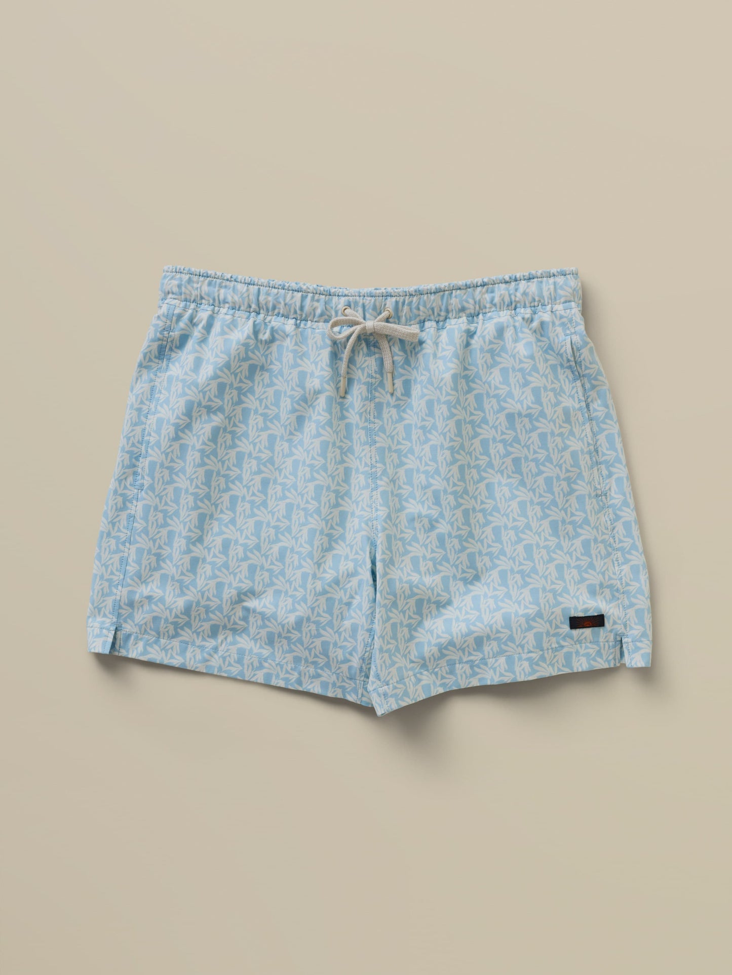 All Day™ Trunk (6") - Clear Sky Leaf