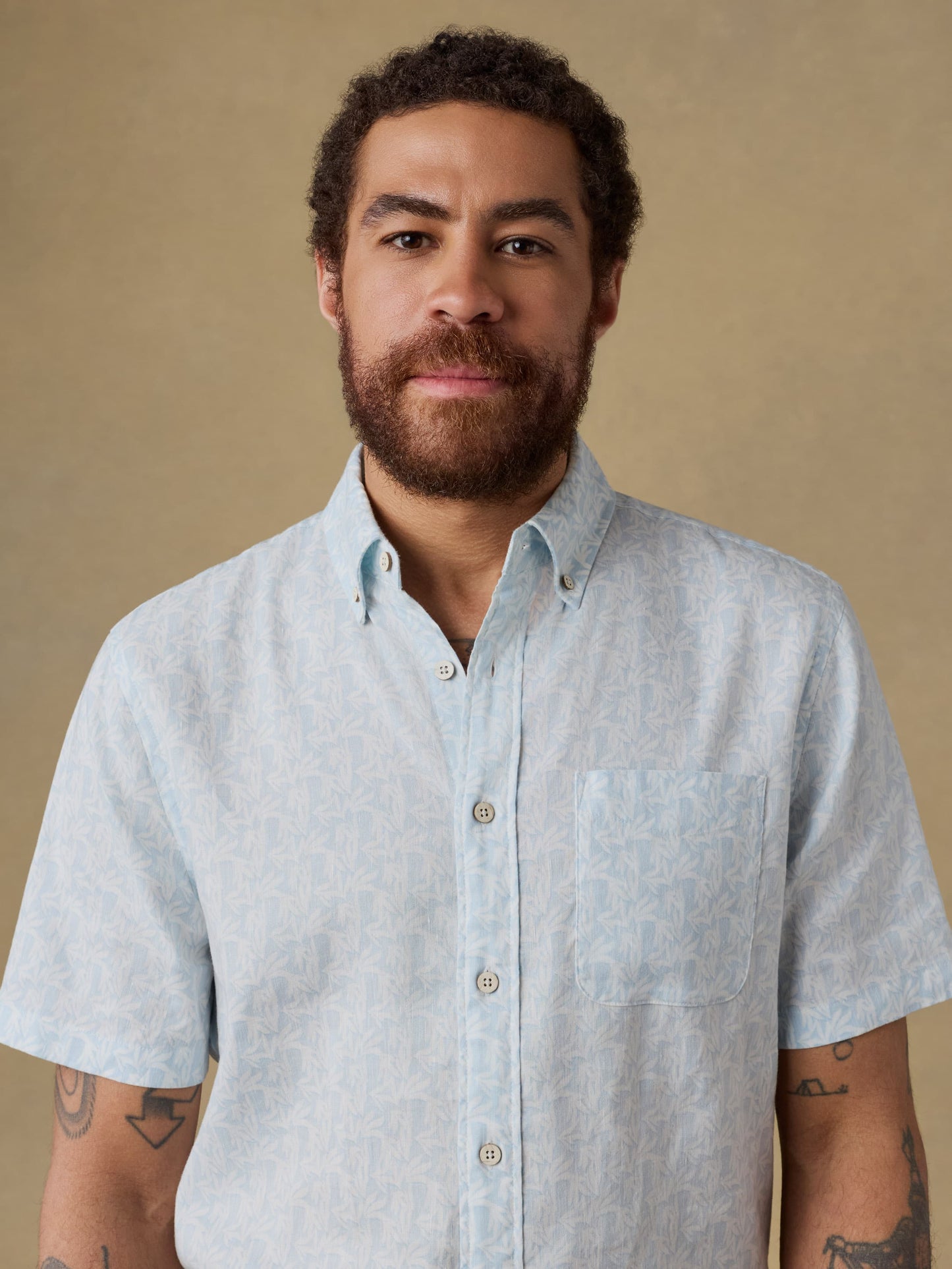 Short-Sleeve Breeze Shirt - Clear Sky Leaf