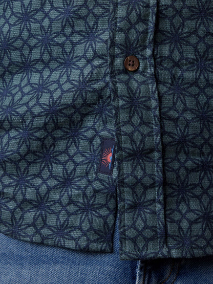 Short-Sleeve Breeze Shirt - Spruce Lotus Tile