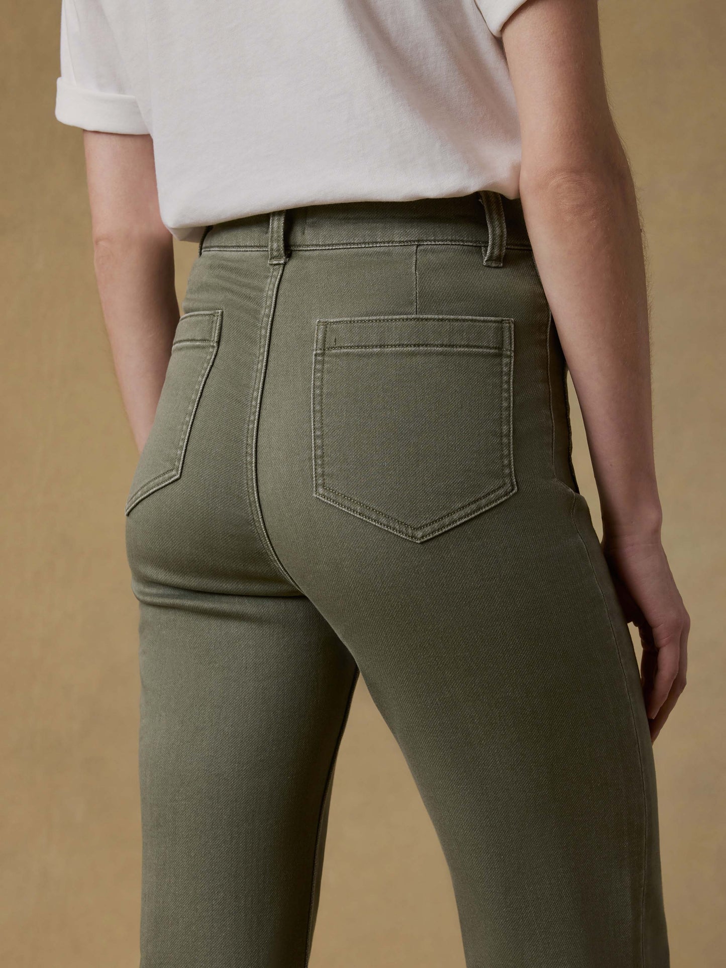 Stretch Terry Patch Pocket Ankle Pant - Island Olive