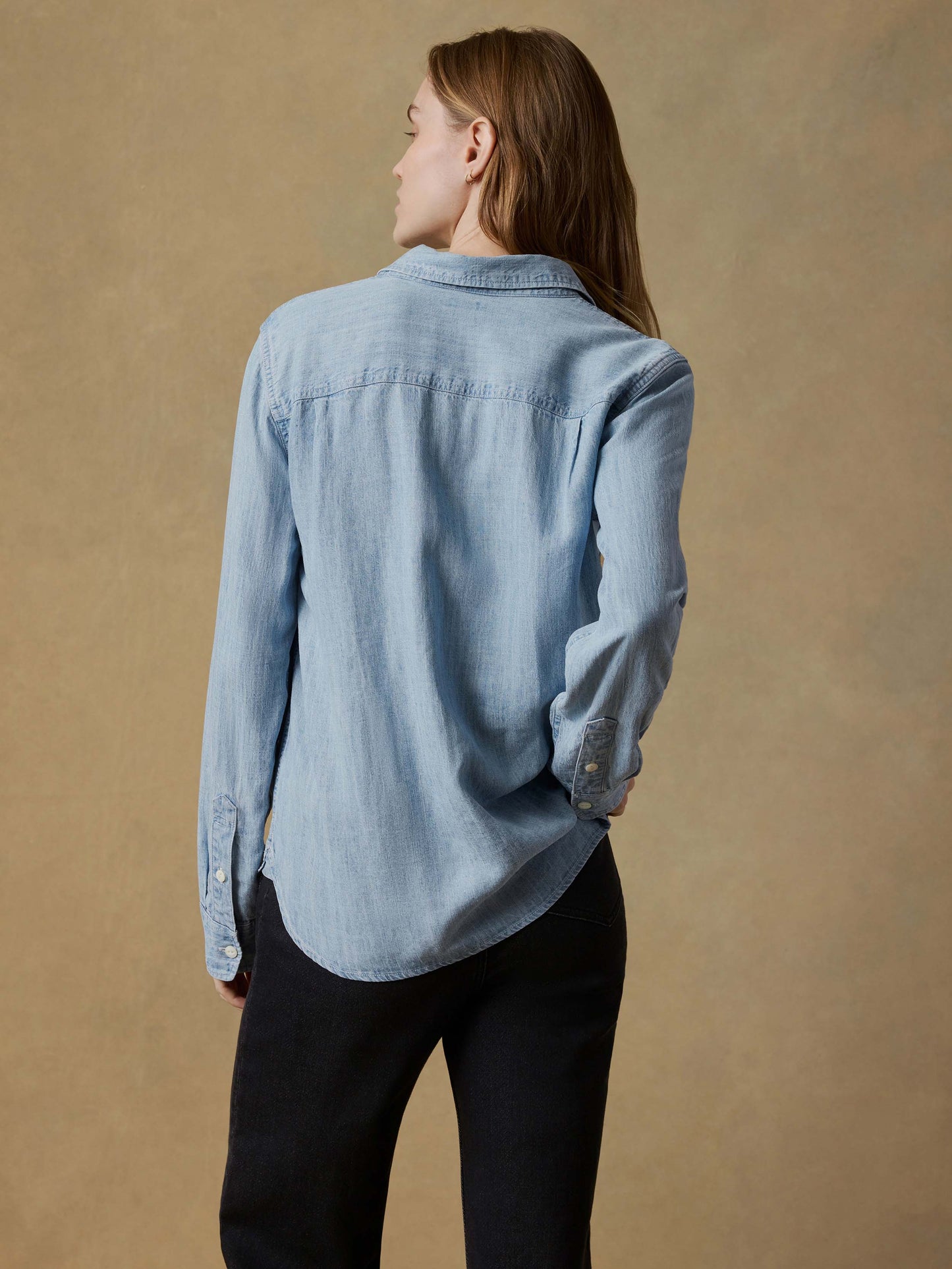 Tried & True Chambray Classic Shirt - Mid Wash