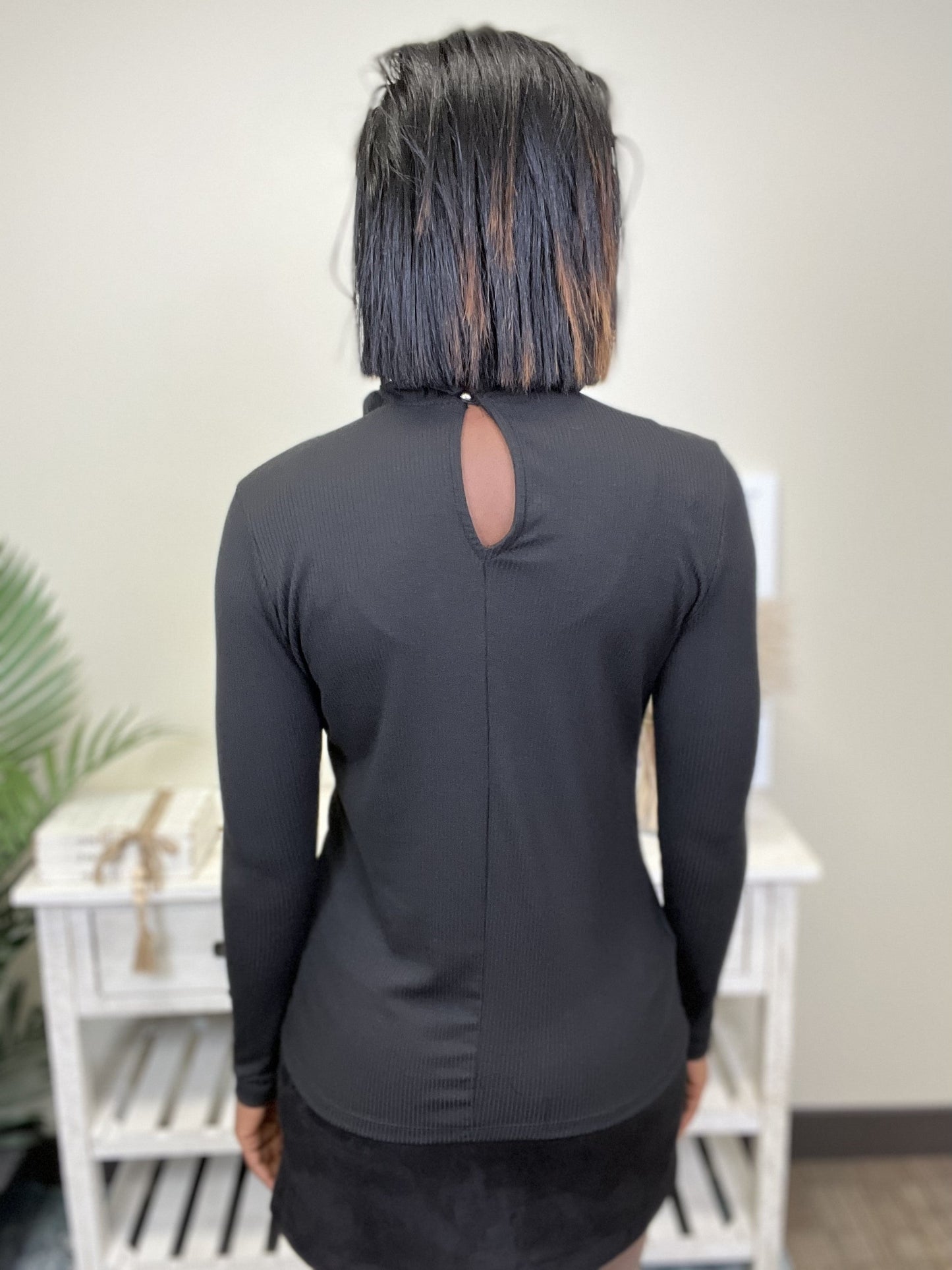 Selling Out Women's Slim-Fit Ribbed Long Sleeve Top