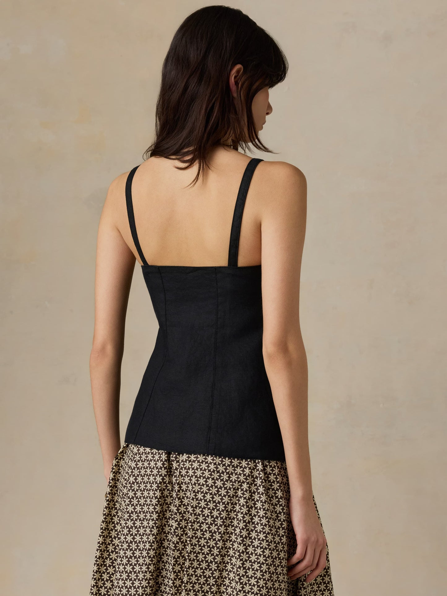 Sun Strider Linen Milo Vest - Black