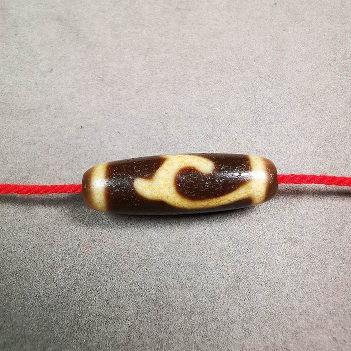 Green Tara Dzi Bead - Tibetan dzi bead, front view