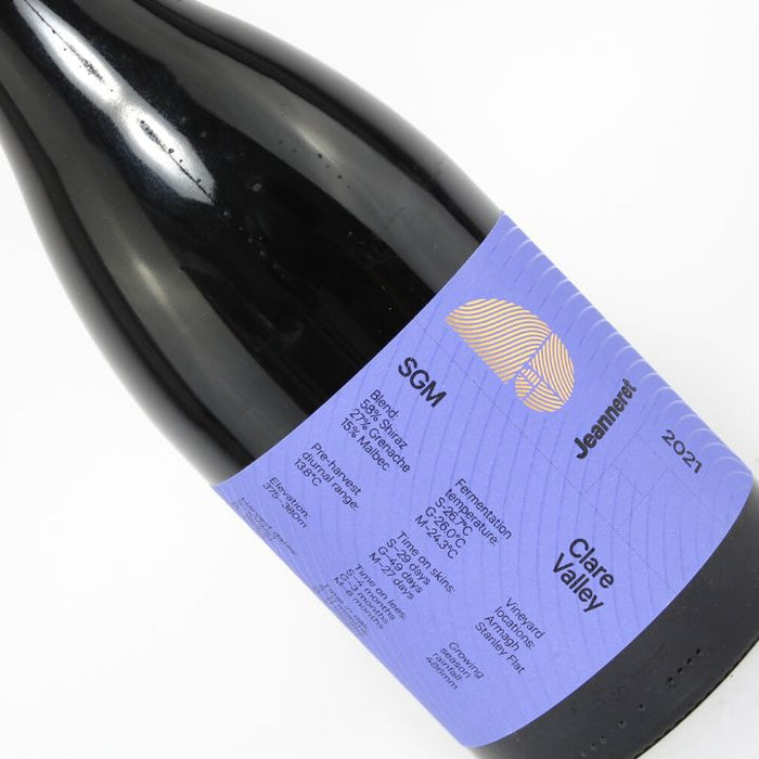 Jeanneret, Shiraz Grenache Malbec 2021 Close Up