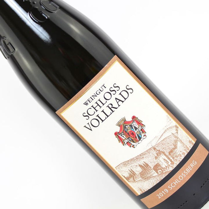 Schloss Vollrads, "Schlossberg" Grosses Gewachs Rheingau Riesling 2019 Close Up