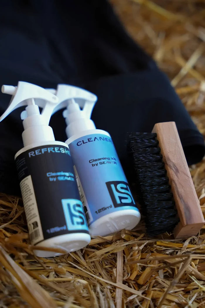 Seaver airbag cleaner and refresher